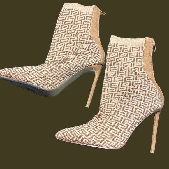 Rouge Geometric Stiletto Ankle Boot - Size 10 - Picture 3 of 12